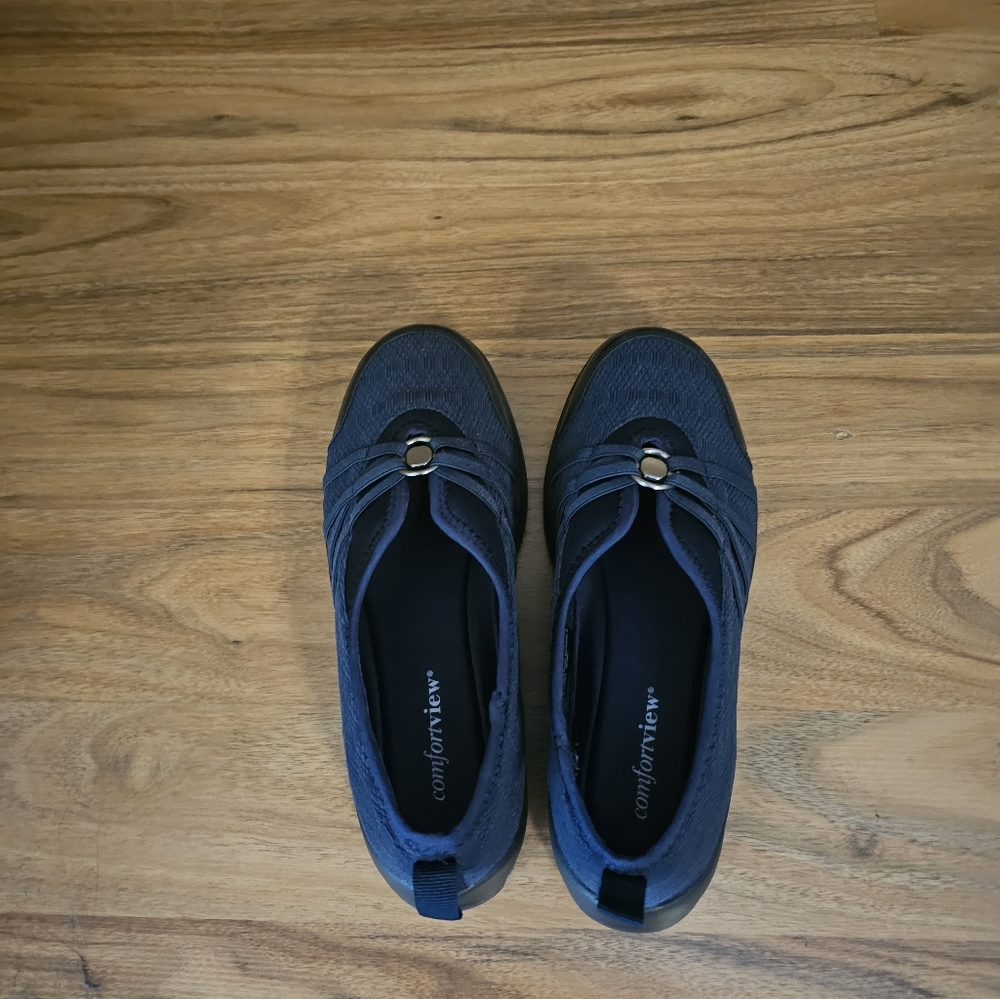 Comfort view wide shoes navy
